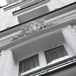 Maison Bréguet
